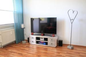 TV a/nebo společenská místnost v ubytování Edersee Aktivurlaub