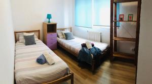 Posteľ alebo postele v izbe v ubytovaní VIlla Huetor con piscina privada