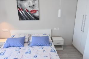 Posteľ alebo postele v izbe v ubytovaní Villa NEDE 1