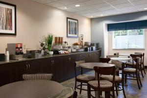 Gallery image of Microtel Inn & Suites Wilkes-Barre in Wilkes-Barre