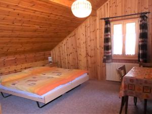 מיטה או מיטות בחדר ב-Zimmervermietung Ackersand