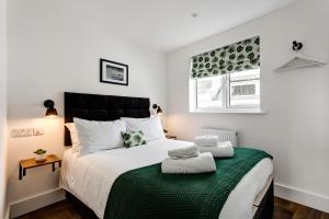 Postel nebo postele na pokoji v ubytování Brighton Laines Apartments - Central Laines Location