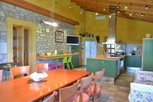 Kuchyň nebo kuchyňský kout v ubytování Villa Casa Binissagar II 106 by Mallorca Charme