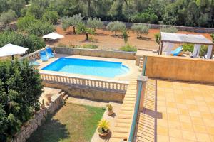 Bazén v ubytování 128 Finca Son Rossinyol ETV10657 by Mallorca Charme nebo v jeho okolí
