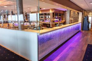 Gallery image of The Bay Hotel in Kinghorn