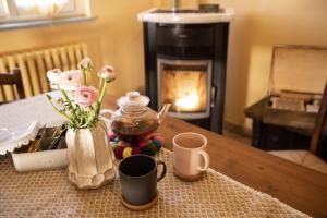 Coffee and tea making facilities at Pet and Breakfast Pet Friendly Country House
