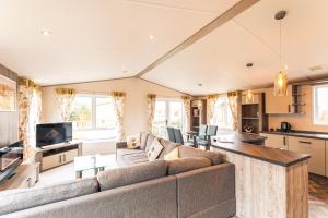 Gallery image of Springwell Lodge With Hot Tub in Malton