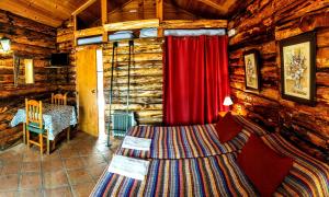 Posezení v ubytování Cabañas Jimera de Líbar
