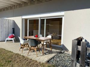 Patio nebo venkovní prostory v ubytování Golf Residenz Längsee