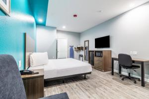 Afbeelding uit fotogalerij van Americas Best Value Inn & Suites Kingwood IAH Airport in Kingwood