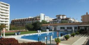 The swimming pool at or close to Carihuela Park Palace Studio