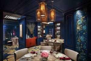 Uma área de estar em Mandarin Oriental, Hong Kong