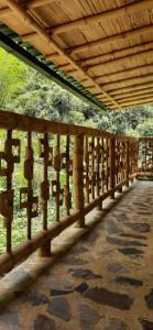 Foto sihtkohas Pacho asuva majutusasutuse Colibamboo Ecolodge Biocasa artesanal rodeada de naturaleza con jaccuzi y mucho más galeriist