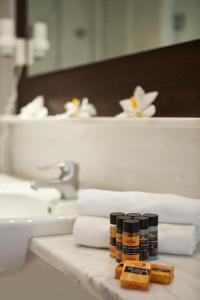 Koupelna v ubytování Hermes Hotel