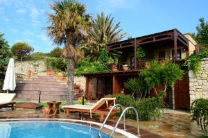 Piscina di Ada Bacchus Hotel o nelle vicinanze