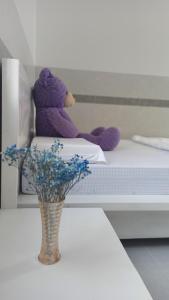 Postel nebo postele na pokoji v ubytování Cát Khuê Motel + 11 fotografií