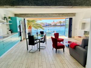 Πισίνα στο ή κοντά στο 5***** Charco loft