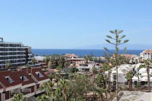 Fotografie z fotogalerie ubytování Superb seaview apartment in Playa de Las Americas v destinaci Playa de las Americas