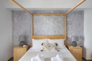 Кровать или кровати в номере Blue Harmony Hotel
