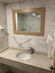 Koupelna v ubytování Tuntas Family Suites Kusadasi