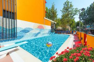 The swimming pool at or close to Viva Beach Hotel