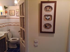 A bathroom at Villa Bouboule