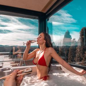 Гості Guest House Panorama Aqualux with Free Parking