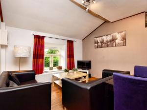 Posezení v ubytování Rustic Farm Stay in Rogery + 32 fotografií