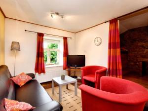 TV a/nebo společenská místnost v ubytování Rustic Farm Stay in Rogery