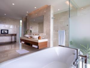 Koupelna v ubytování Villa Kailasha by Elite Havens