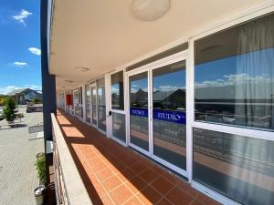 Foto sihtkohas Jindabyne asuva majutusasutuse Snowy Studio - Super Central Location l WiFi galeriist