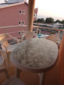 Balkón nebo terasa v ubytování Apartmans Hari