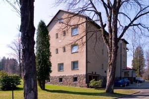 Budova, v ktorej sa motel nachádza
