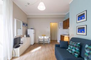 Кухня или мини-кухня в Residence Sole Mare Alaxi Hotels
