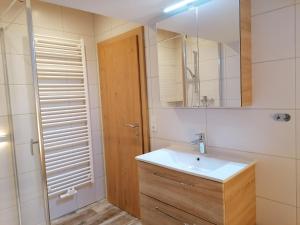 A bathroom at Ferienhof Rabenreith