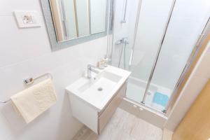 Gallery image of Apartments Maras in Makarska