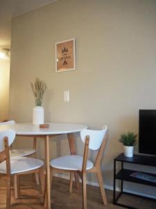 Gallery image of 2ndhomes Tampere "Rautatieasema" Apartment - Heartful New Apt with Balcony in the City Center in Tampere