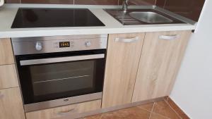 Küche/Küchenzeile in der Unterkunft Ruzica Apartments