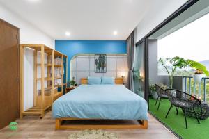 Postel nebo postele na pokoji v ubytování Green Pearl Villa Ha Long + 115 fotografií