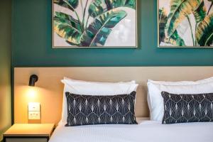 Nightcap at Pymble Hotel客房内的一张或多张床位