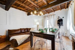Posedenie v ubytovaní NAVONA SQUARE - RomeDreamHome