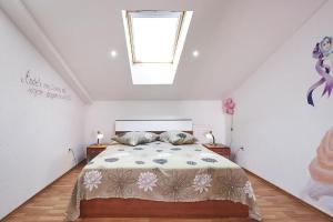Postel nebo postele na pokoji v ubytování Apartment Sina - modern and comfortable