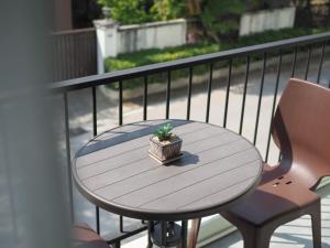 A balcony or terrace at Khampare Chiang Mai Hotel