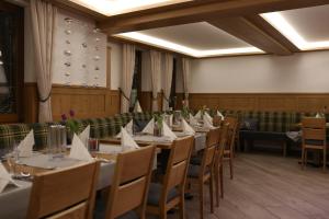 Restaurace v ubytování Hotel Thüringer Hof