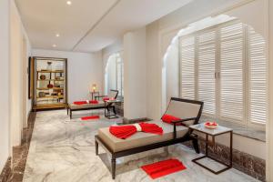 Posezení v ubytování Welcomhotel by ITC Hotels, Raja Sansi, Amritsar