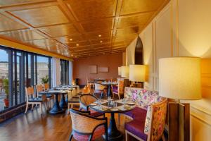 Posezení v ubytování Welcomhotel by ITC Hotels, Raja Sansi, Amritsar
