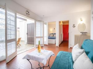 Χώρος καθιστικού στο Holiday Home Grau Village-1 by Interhome