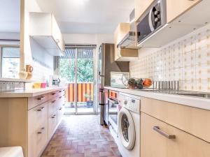 Apartment LE DELLA by Interhome