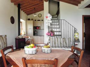 Η κουζίνα ή μικρή κουζίνα στο Holiday Home Casolare Ser Chelino by Interhome