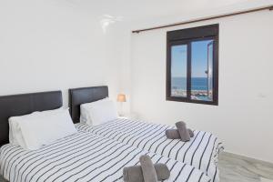 Zdjęcie z galerii obiektu Puerto Banus Penthouse With Panoramic Sea Views w Marbelli